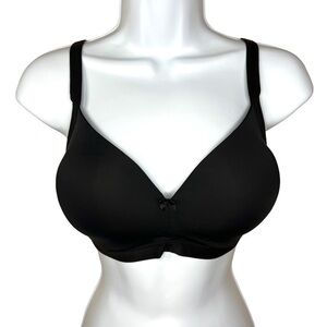 Size 34DD Iris & Lilly Black Lined Wirefree Bra Adjustable Straps Soft